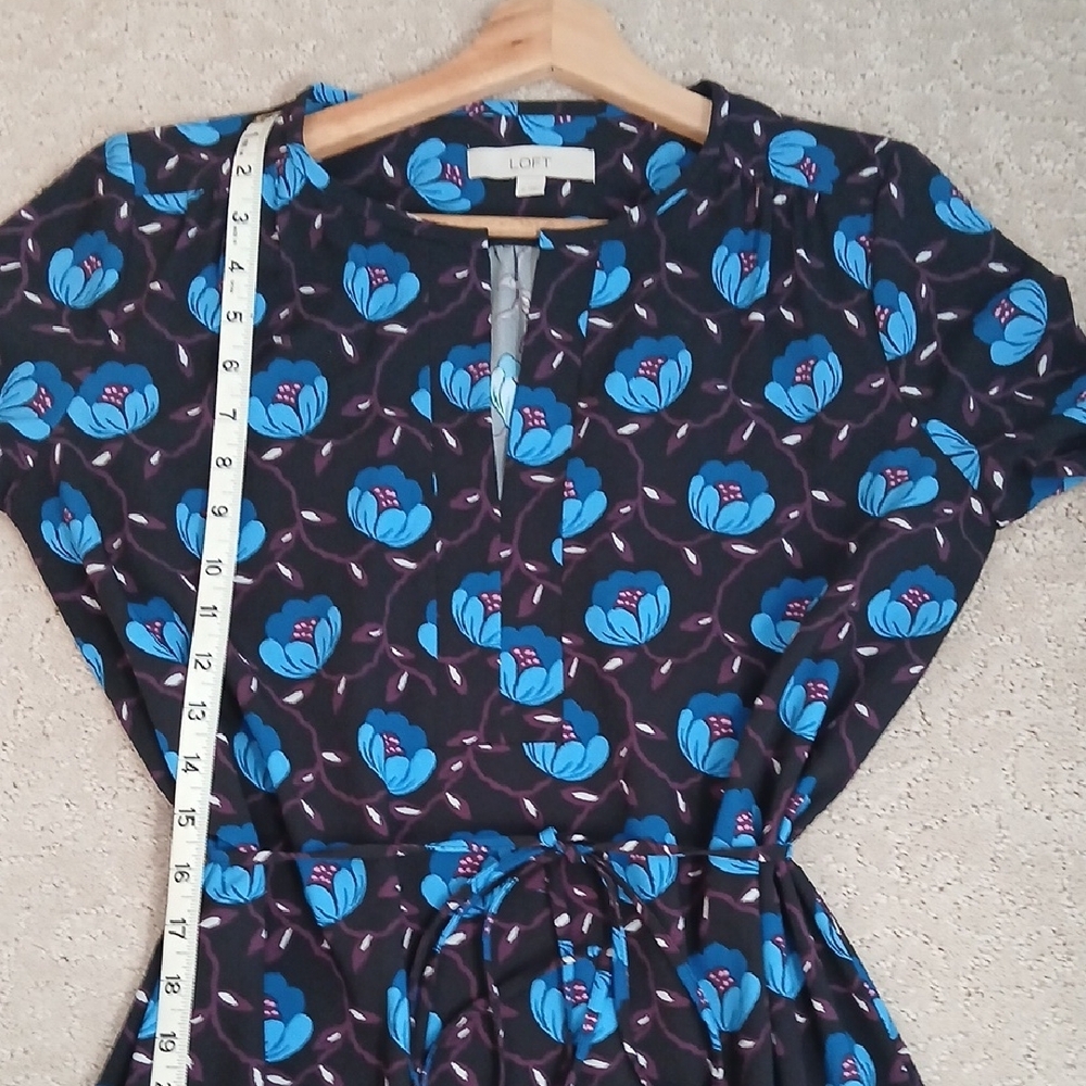LOFT Dress. EUC - Picture 12 of 12